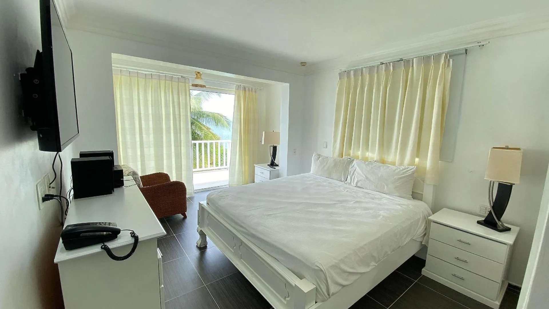 Апартаменты Spacious Oceanfront Xii-201 Punta Balandra